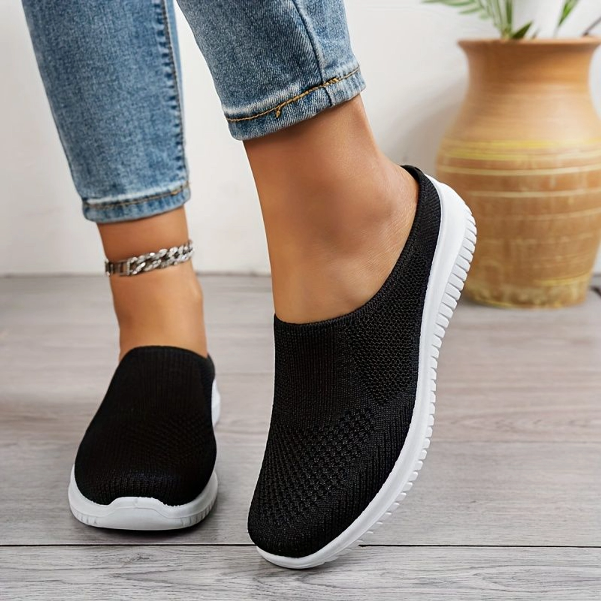 Women’s Breathable Knit Walking Shoes – Lightweight Slip-On Comfort